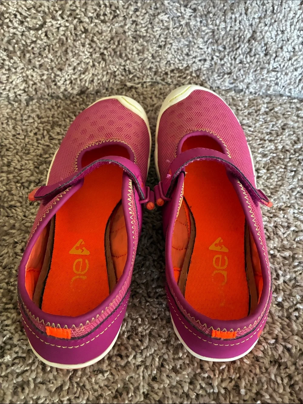 Plae Chloe Girl’s Festival Fuchsia Mary Jane Shoes size 3